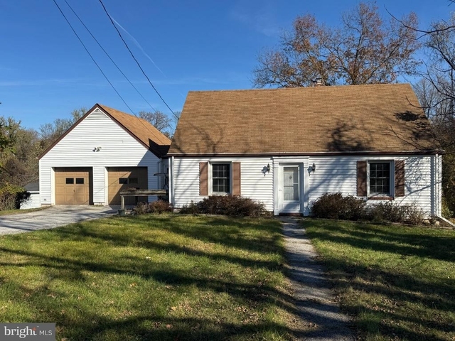 8711 Emge Road - Photo 1