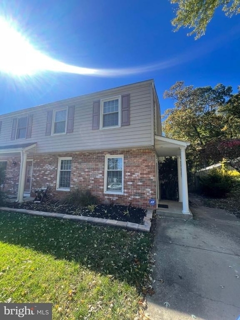 7964 Covington Avenue - Photo 1
