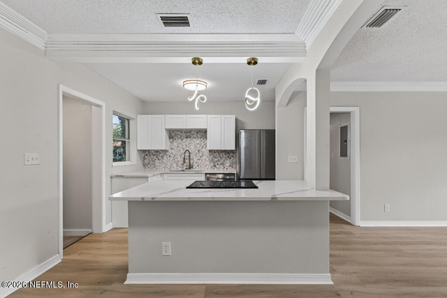 204 E 25th Street - Photo 1