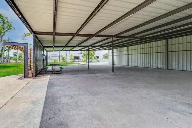 2725 Lone Oak Road - Photo 1