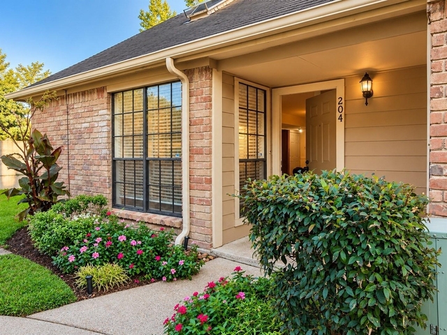 6700 Richardson Road - Photo 1