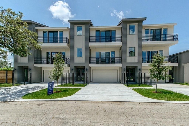 2516 Pease Street - Photo 1