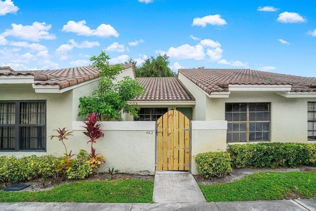 462 Hardwood Place - Photo 1