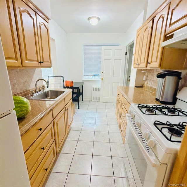 79-10 150th Street - Photo 1