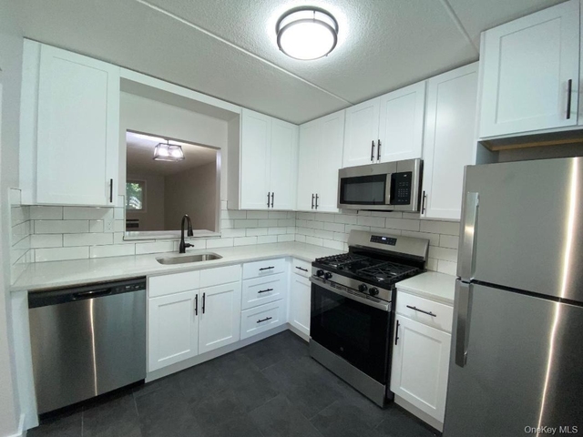85 N Middletown Road - Photo 1
