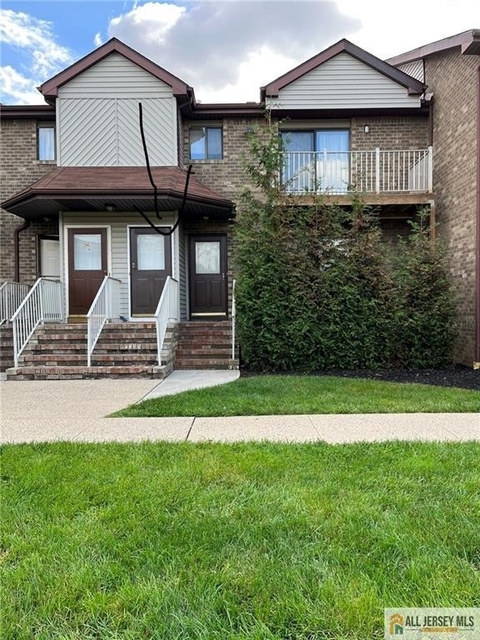 4212 Birchwood Court - Photo 1