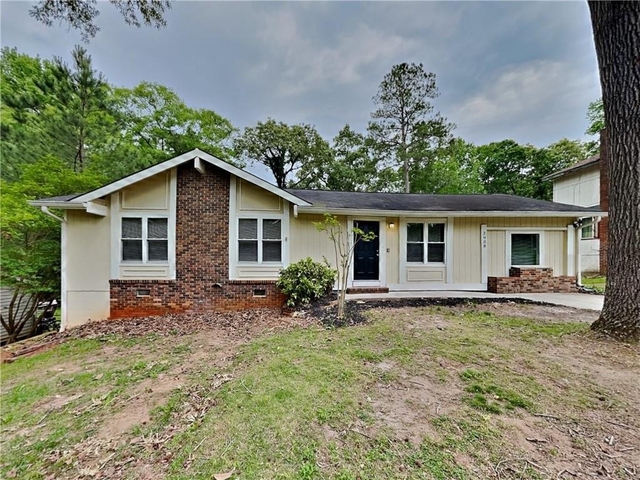2938 Woodfield Drive - Photo 1