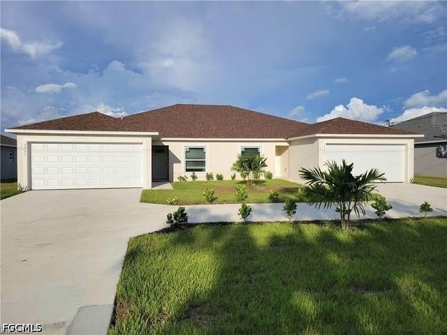 3309 Sw 15th Place - Photo 1