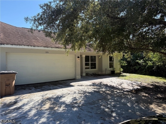 335 Reeves Street - Photo 1