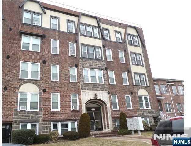 411 Highland - Photo 1