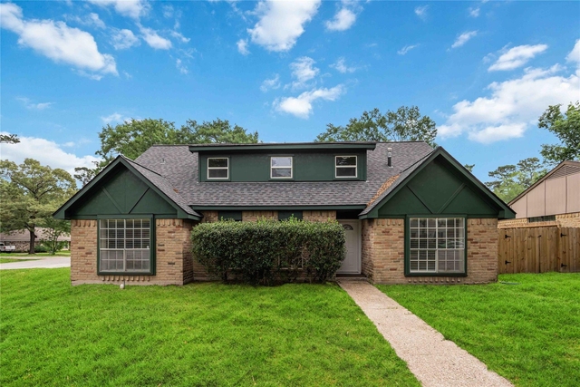203 Wedgewood Court - Photo 1