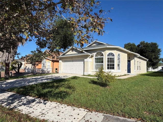 6739 Forsyth Oak Court - Photo 1