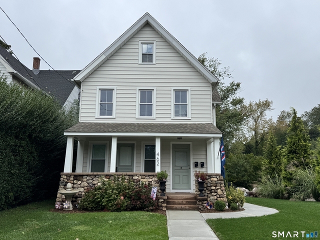 462 Main Street - Photo 1