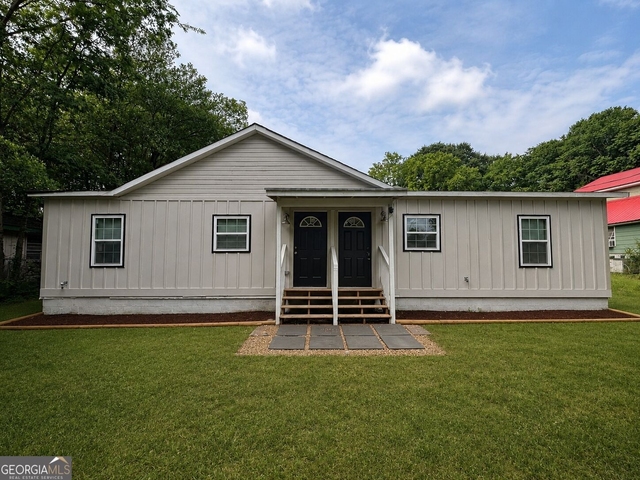 934 India Avenue - Photo 1
