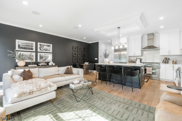 3 Loveland St - Photo 1