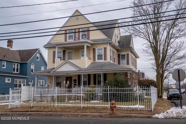 287 Westwood Avenue - Photo 1