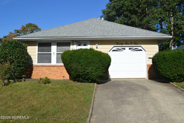 2104 Mount Hope Lane - Photo 1