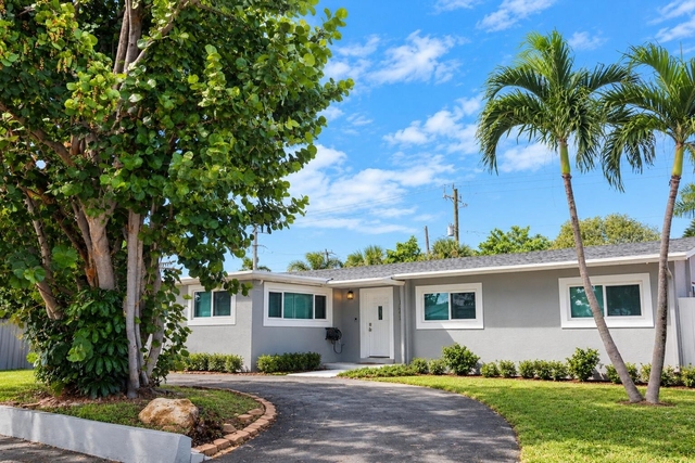 1343 W Ocean Avenue - Photo 1