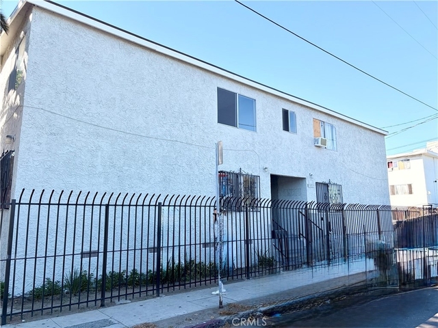 427 E 25th - Photo 1