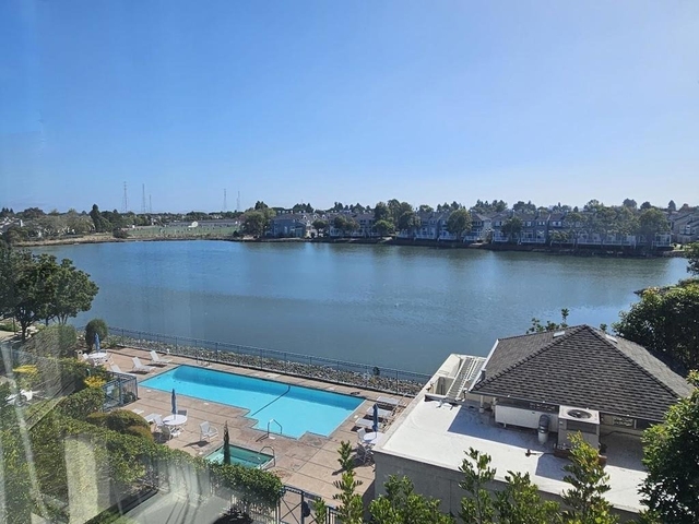 701 Baltic Circle - Photo 1