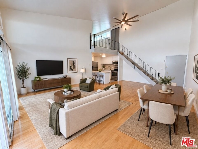 601 S Prospect Avenue - Photo 1