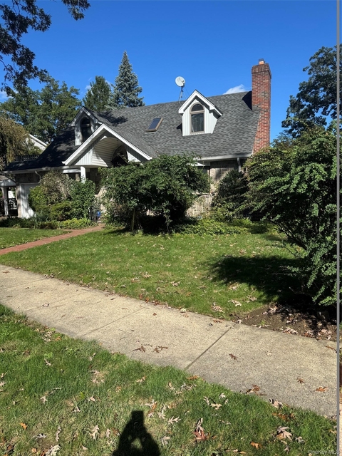 102 Hillside Park Drive - Photo 1