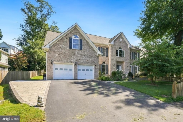 2321 Grove Avenue - Photo 1