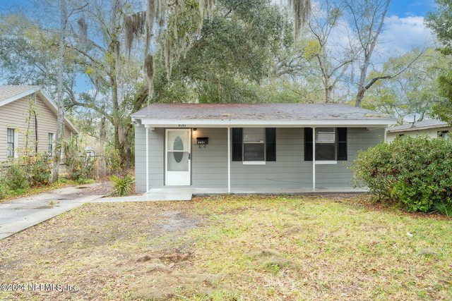 2221 Commonwealth Avenue - Photo 1