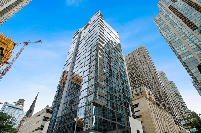8 E Huron Street - Photo 1
