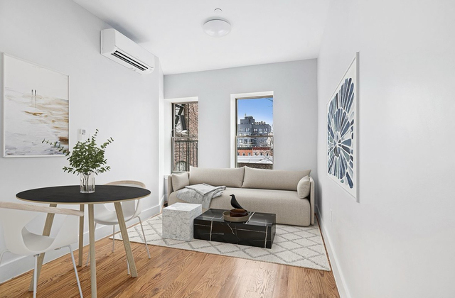 550 Van Buren Street - Photo 1