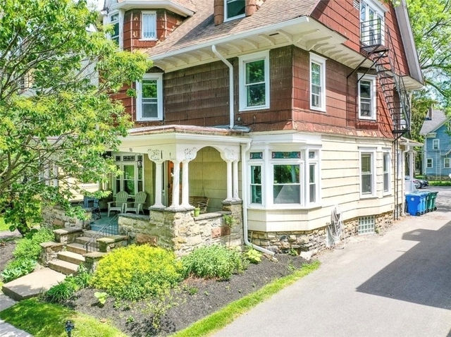 96 Rutgers Street - Photo 1