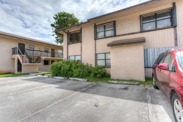 2500 W 67th Place - Photo 1