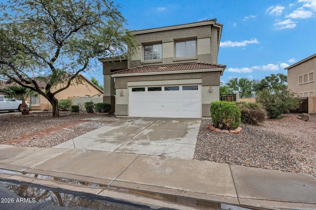 2886 N Paisley Avenue - Photo 1