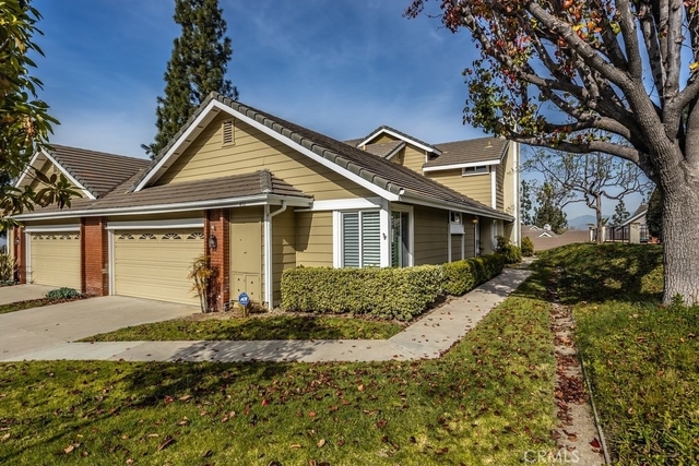 4711 E Fairfield Street - Photo 1