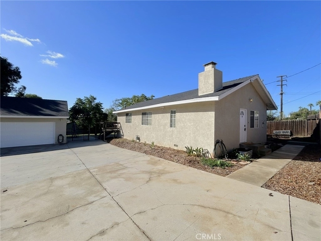 31967 Yucaipa Boulevard - Photo 1