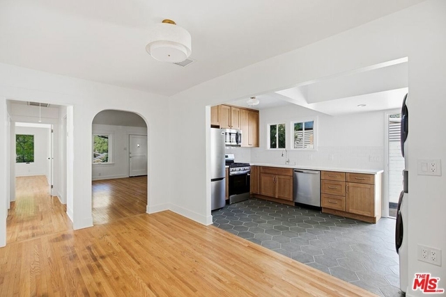 213 N Avenue 49 - Photo 1