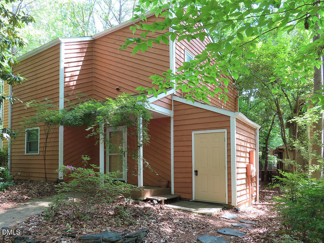 107 S Peak Drive - Photo 1