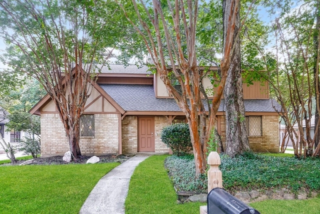 3018 Falling Brook Drive - Photo 1