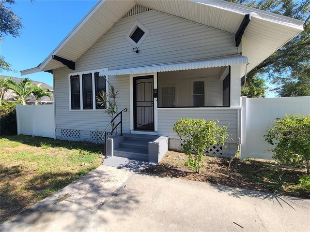 1060 18th Avenue S - Photo 1