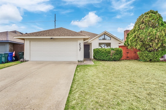 2337 Shalimar Drive - Photo 1