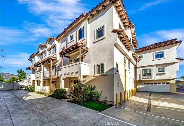 1101 N Maclay - Photo 1