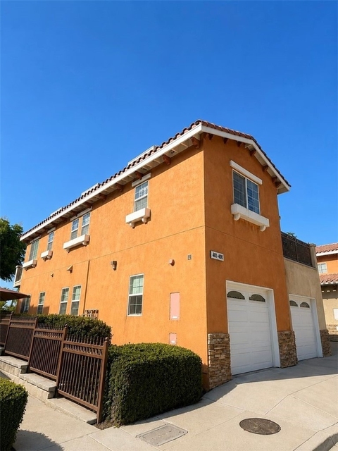1200 E Highland - Photo 1