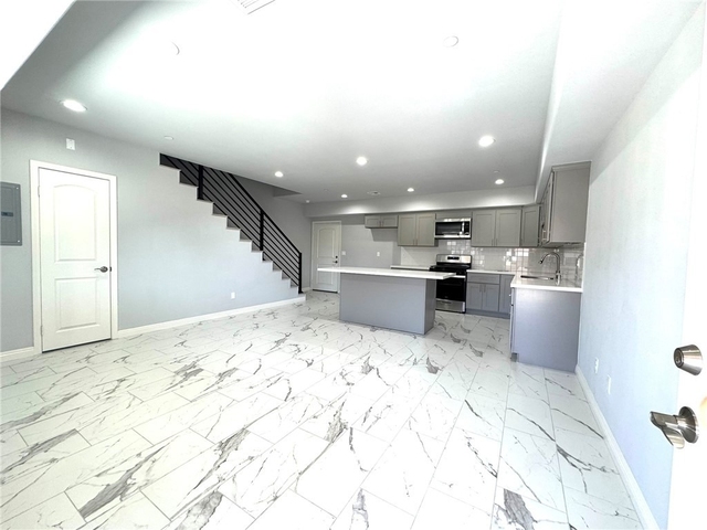15616 Amar Road - Photo 1
