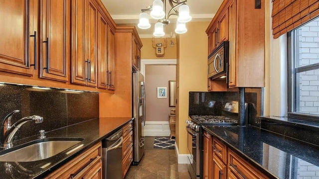 146 E 49th Street - Photo 1