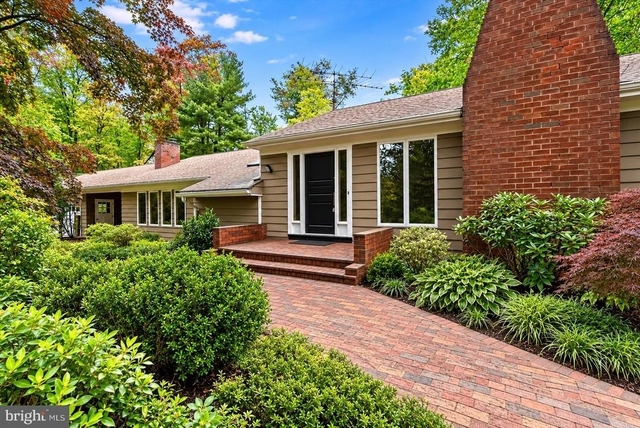 165 Heather Lane - Photo 1