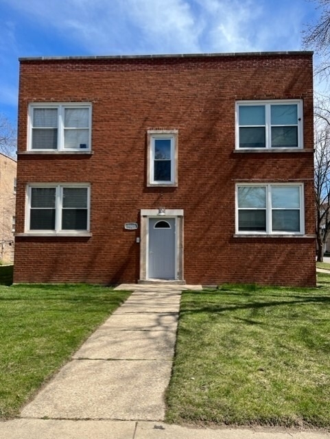 8835 Lavergne Avenue - Photo 1