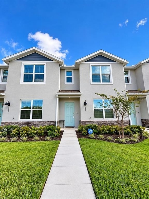 580 Preston Cove Drive - Photo 1