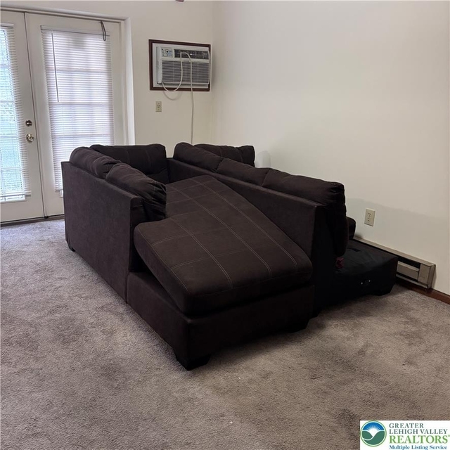 2027 Willow Park Road - Photo 1