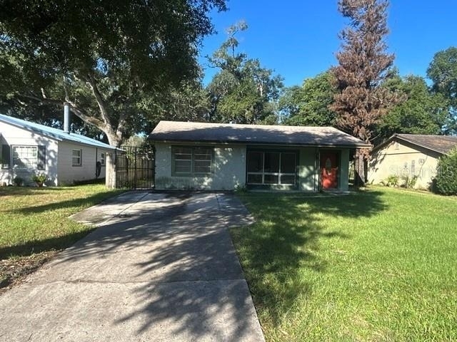 2444 Grandview Avenue - Photo 1