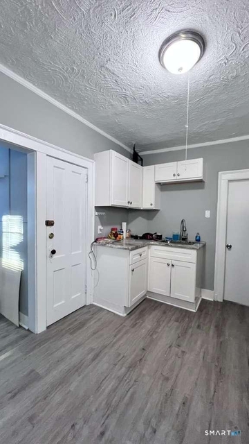 129 Quaker Lane - Photo 1